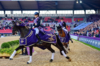 dressage
granprix special
Keywords: cathrine laudrup-dufour;charlotte fry;pt;lap of honour