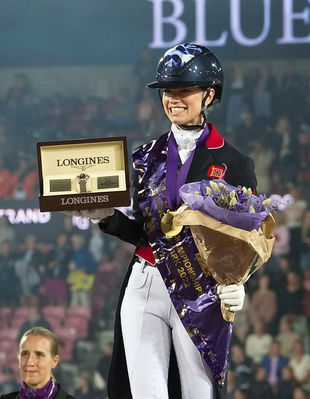 Dressage
Dressage kûr
Keywords: lap of honour;pt;charlotte fry