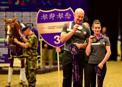 voltering
fei world squad championship final
Keywords: pt;sheena bendixen;lap of honour