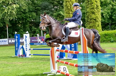 Jumping, pony 1
csi1p og csi1
Keywords: pt;sofia zornig sylvestersen;gedsagergaards roberto