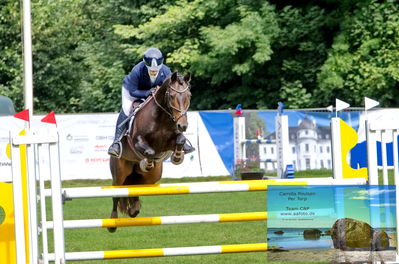 Jumping, pony 1
csi1p og csi1
Keywords: pt;sofia zornig sylvestersen;gedsagergaards roberto