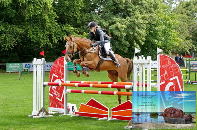 Jumping, pony 1
csi1p og csi1
Keywords: pt;sara korsbaek soersen;vejgaardens annabel