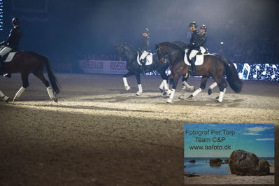 fredag galashow
Keywords: helgstrand kavalkade