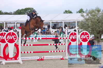 2. Kval. og Finale af Agria DRF Mesterskab U25 præsenteret af PAVO - S1 + S Springning Heste (145 cm + 150 cm)
Keywords: dm;pt;nikoline gulstad;crispi t