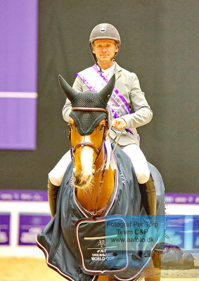 Stutteri Ask Grand Prix CSI2 (
Keywords: andreas schou;lady corlina;lap of honour