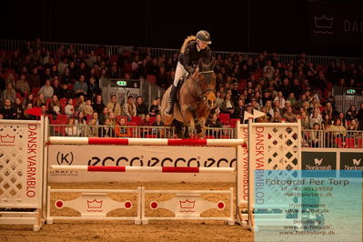 07 FENDT CSI3 Medium Tour (238.2.1) 1.40
Keywords: elisabeth salhoej rask;casall 16