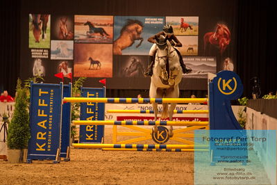 07 FENDT CSI3 Medium Tour (238.2.1) 1.40
Keywords: renee ulvsberg;blue cass de walyro