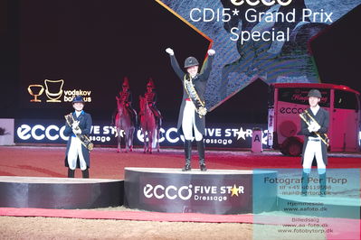09 ECCO CDI5Grand Prix Special (GPS) - ECCO FIVE STAR DRESSAGE
Keywords: daniel bachmann andersen;cathrine laudrup-dufour;nanna skodborg merrald;lap of honour