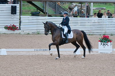 Dresuur 7 års championats finale
Keywords: falsterbo;lone bang zindorf;stald magic secret hope