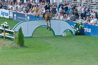 CSIO5 Falsterbo Derby (277) 1.50m
Keywords: derby;falsterbo;showjumping;jules van hoydonck;Ramona Optima