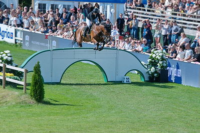CSIO5 Falsterbo Derby (277) 1.50m
Keywords: derby;falsterbo;showjumping;amanda eriksson;jhard rock