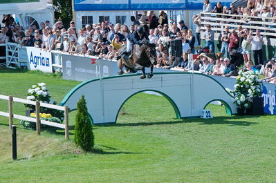 CSIO5 Falsterbo Derby (277) 1.50m
Keywords: derby;falsterbo;jens frerichson;showjumping;Easy Star de Talma
