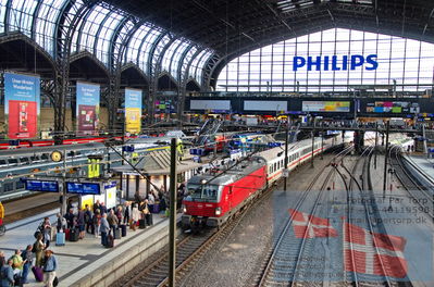 jernbane,rail
photo from hamborg
Keywords: rail;hamborg