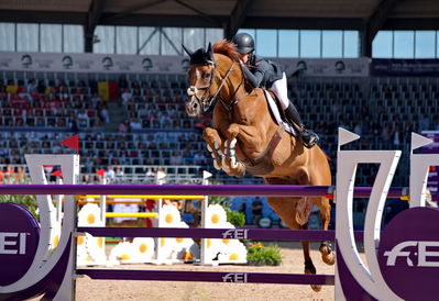 Jumping
CH-M-S Herning 2022 - Jumping
FEI World Team & Individual Jumping Championship
Keywords: pt;victoria gulliksen;equine america papa roach