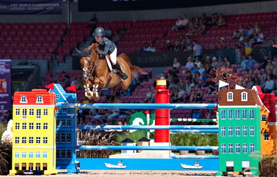 Jumping
Nation cup
Keywords: pt;equine america papa roach;victoria gulliksen