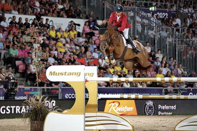 Jumping
nations cup finale
Keywords: pt;lars bak andersen;carl-heinz b