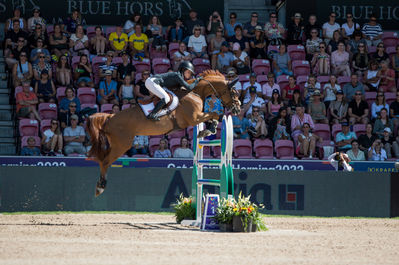 FEI World Jumping Championship - Individual - Second Competition
Keywords: Equine America Papa Roach;Victoria Gulliksen;cp